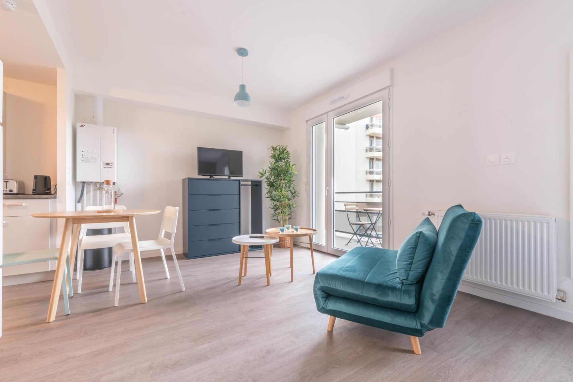 Pierrick - Studio Wifi Et Gare Apartment Le Mans Exterior photo