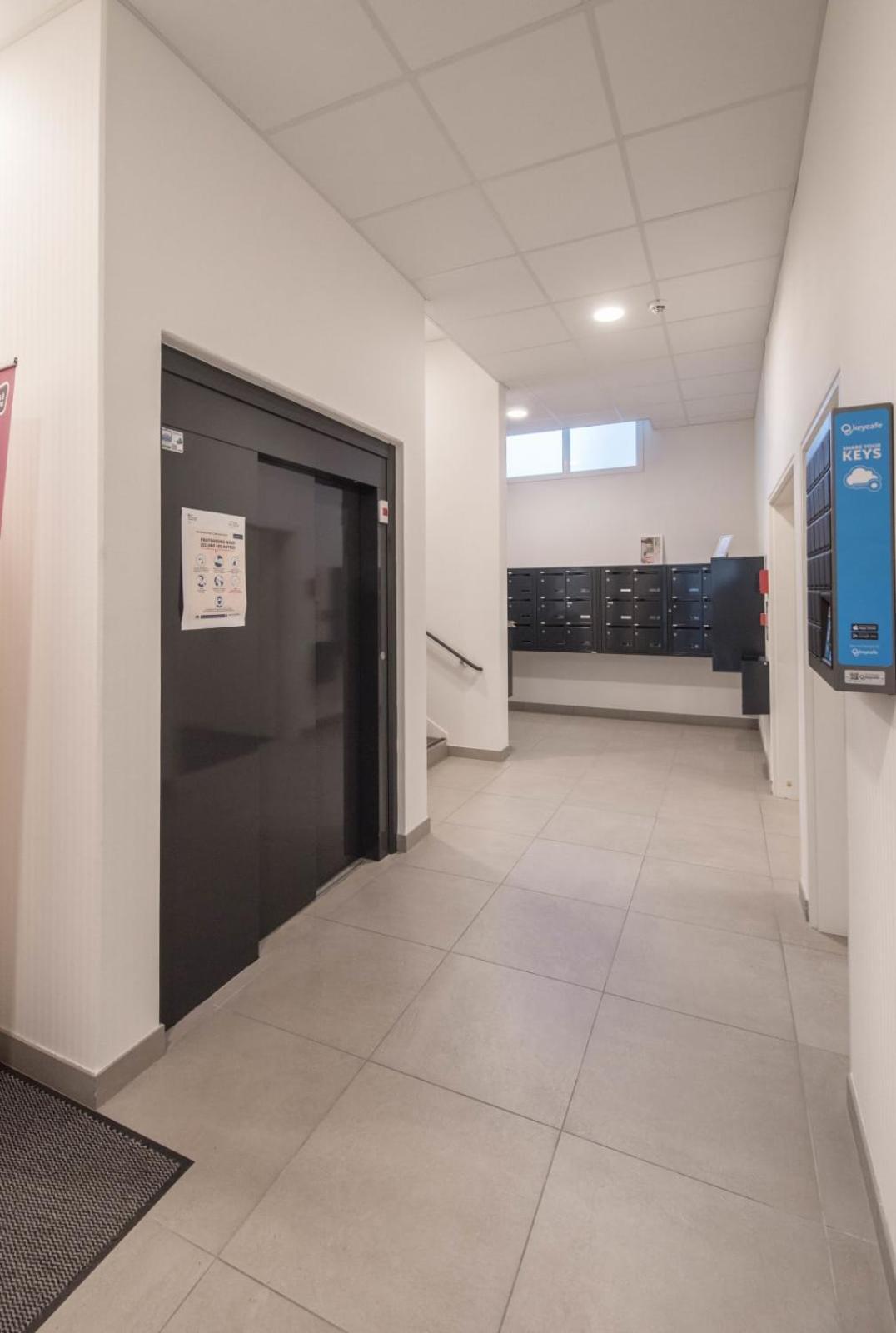 Pierrick - Studio Wifi Et Gare Apartment Le Mans Exterior photo